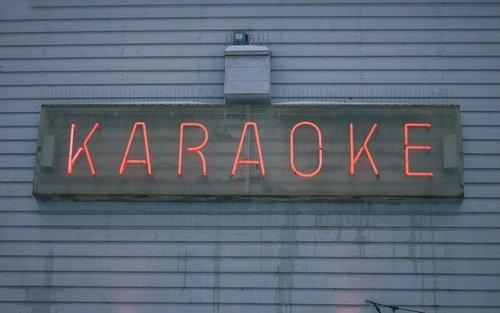 karaoke sign